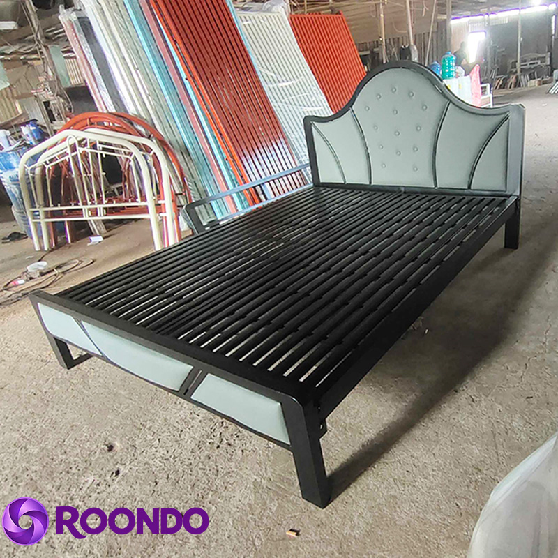 Giường sắt hộp Kilgroth