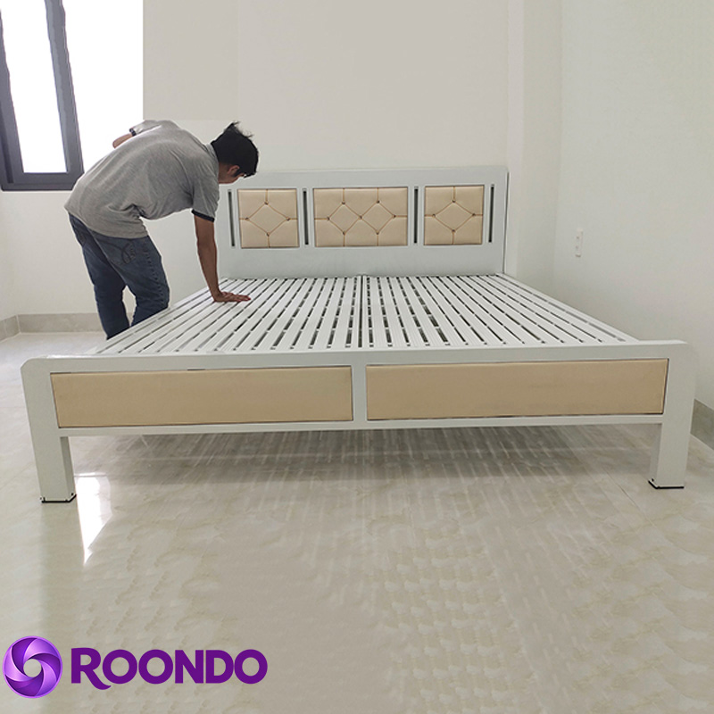 Giường sắt hộp Namin